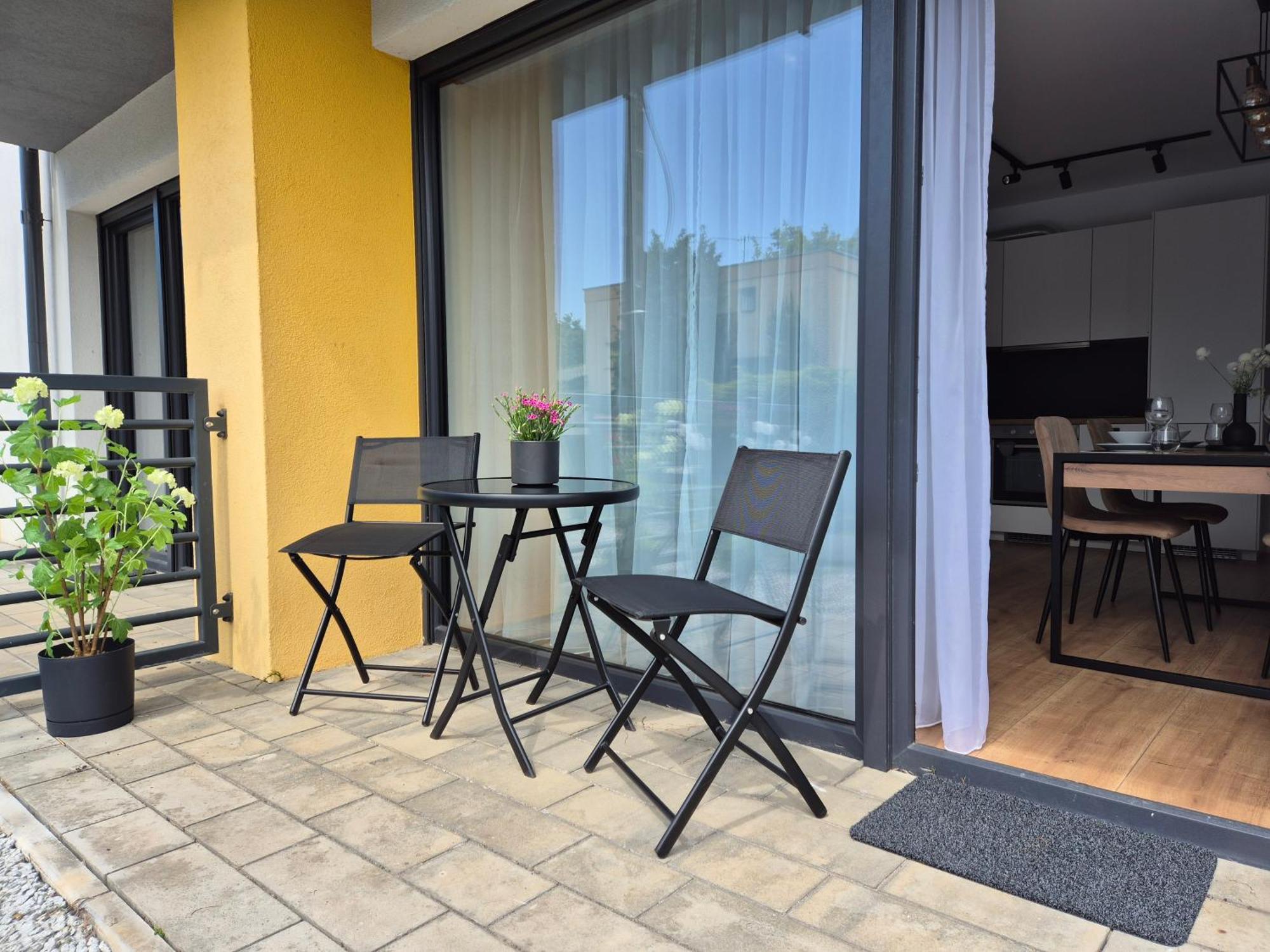 Willa Raclawicka Apartments Posen Exterior foto