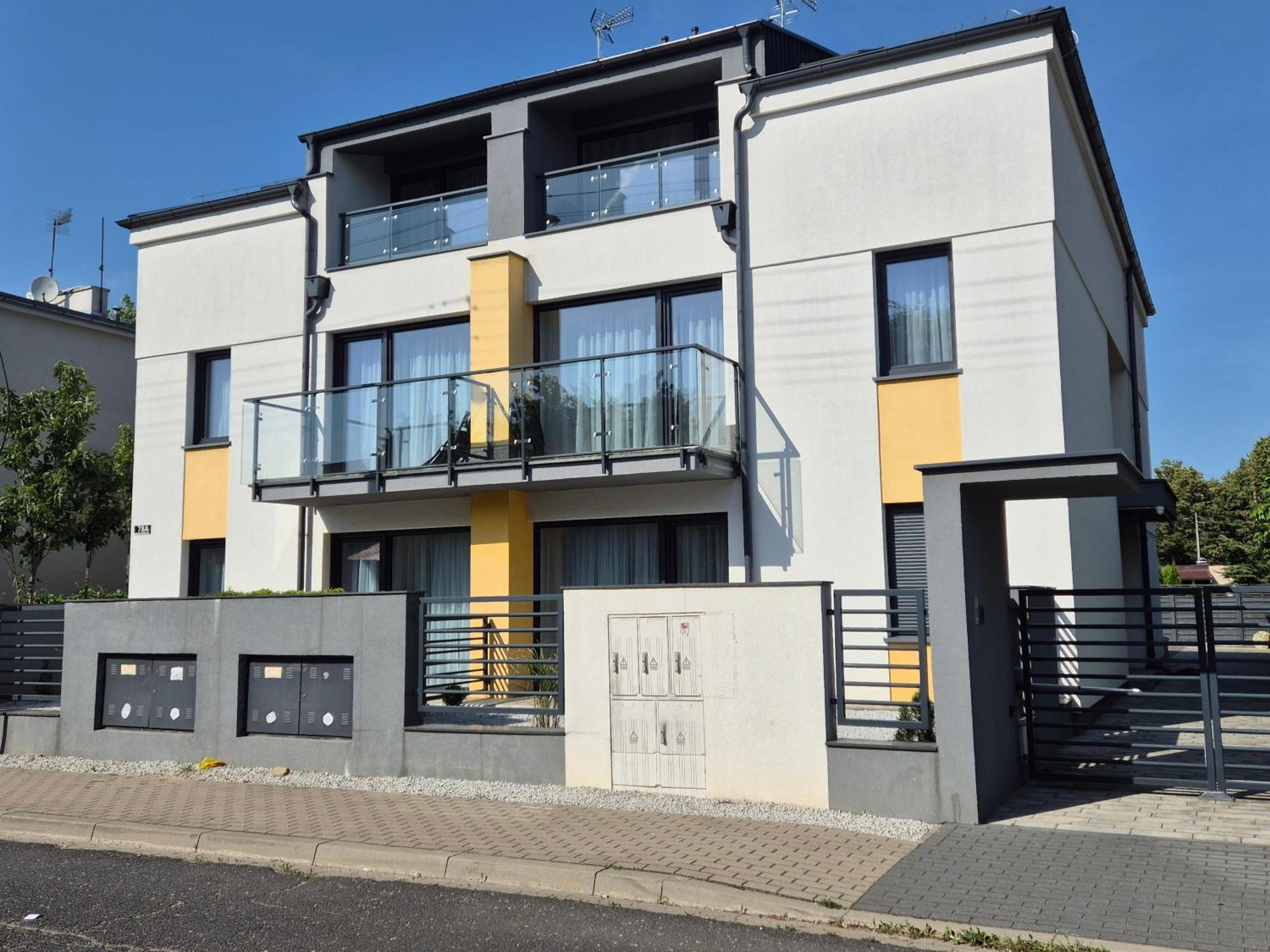 Willa Raclawicka Apartments Posen Exterior foto